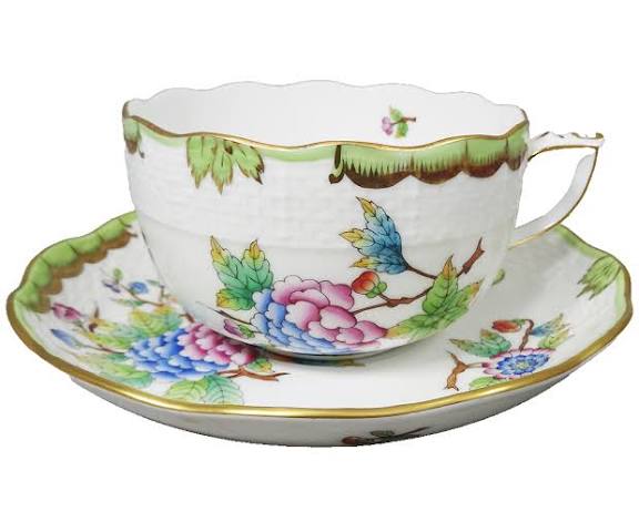 TAZA DE TE CON PLATO QUEEN VICTORIA