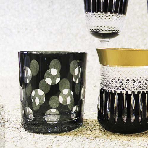 VASO BAJO DE CRISTAL NEGRO BIBA