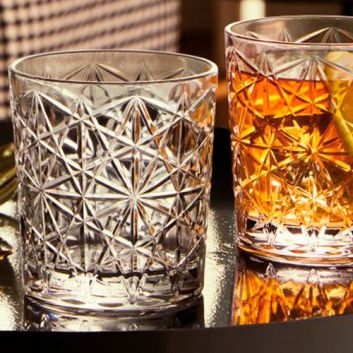 VASO BAJO BARTENDER LOUNGE