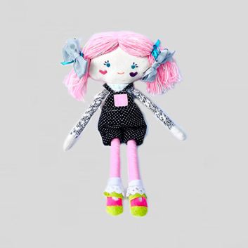 MUÑECA DE TELA